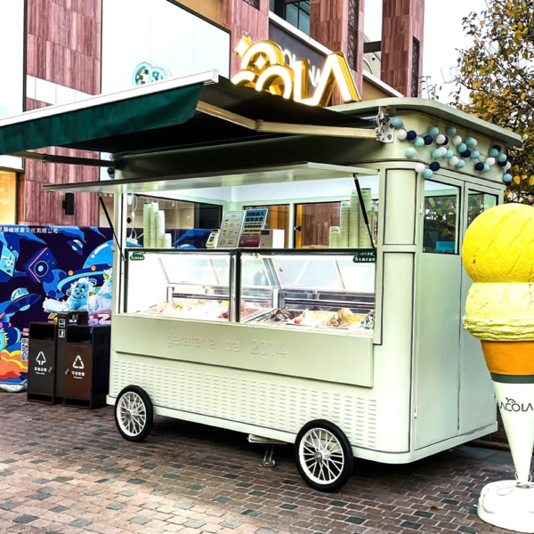 Multi Functional Dining Truck Electric Four Wheeled Cart Stall Fried Skewers Pancake Mobile Breakfast Trailer Food Truck